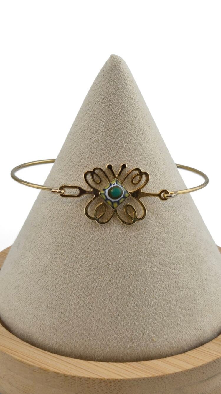 Vintage Dainty Butterfly Bangle Bracelet Millefiori Glass Gold Tone 6in